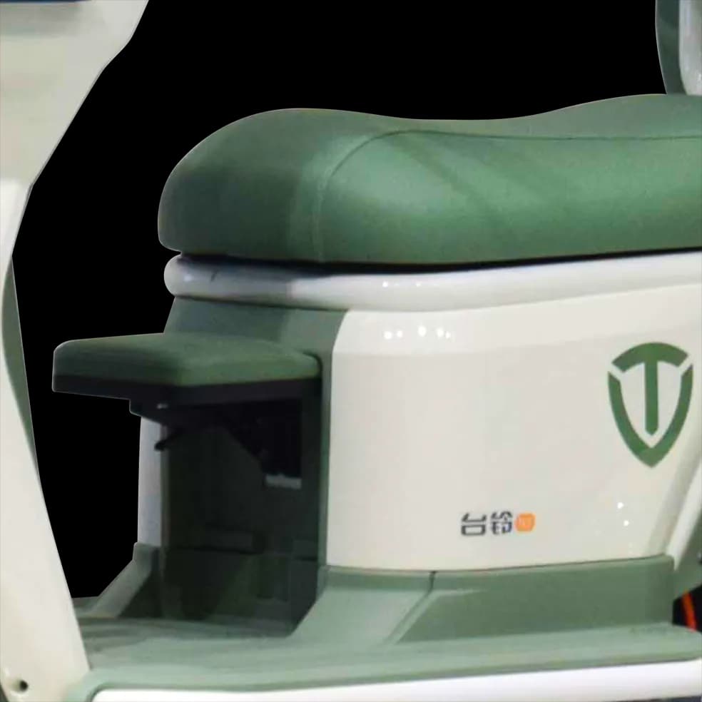 E-TRICYCLE detail 2